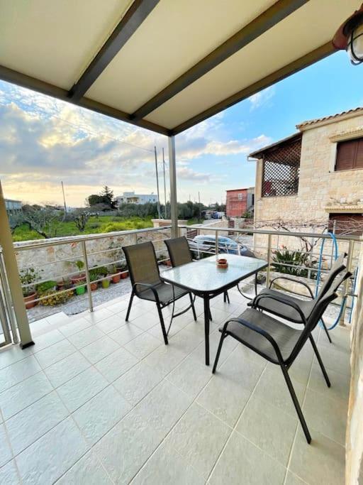 Kathiana Cozy Apartment エクステリア 写真