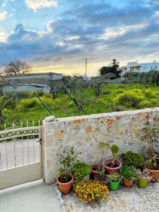 Kathiana Cozy Apartment エクステリア 写真